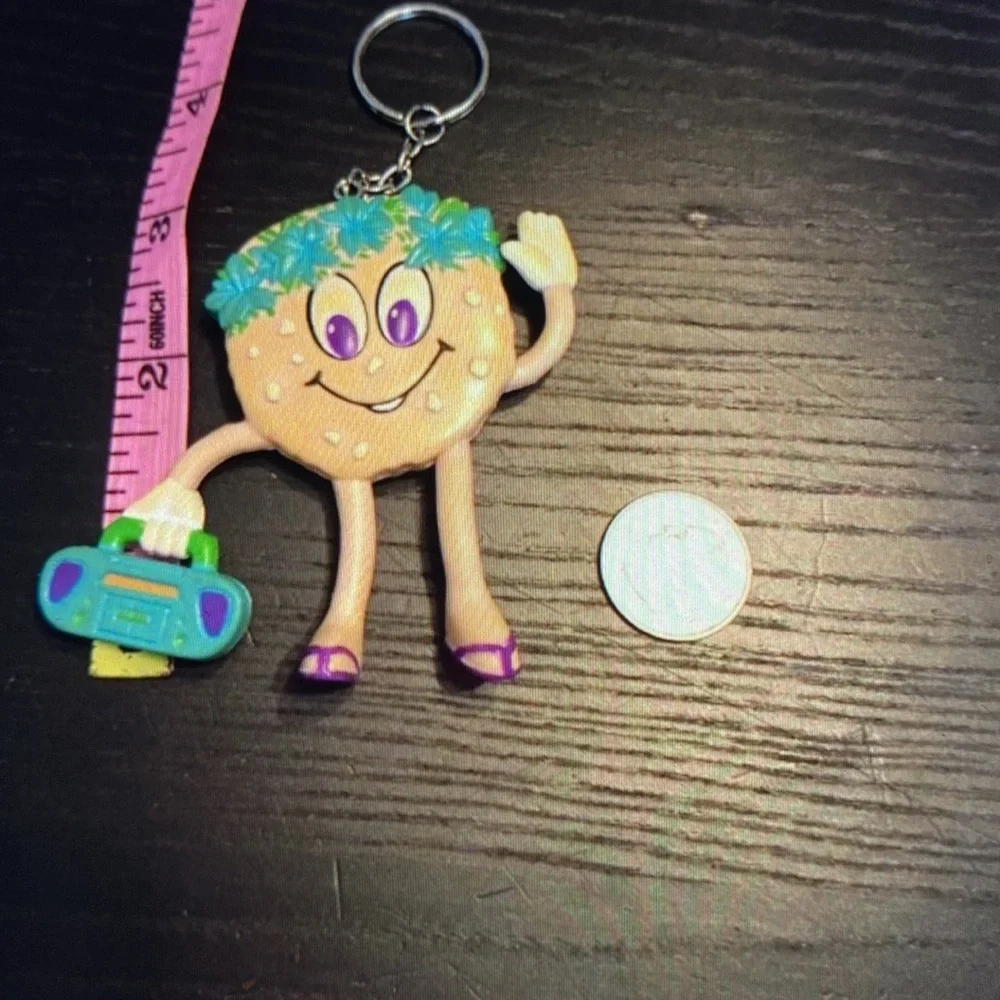 Vintage Bendy keychain 2000 aloha music boom box